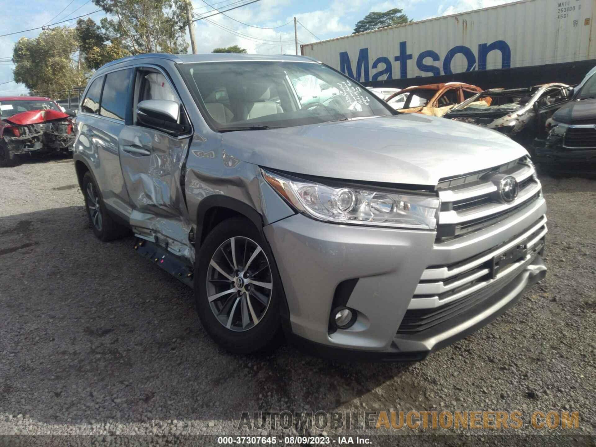 5TDKZRFH6KS560945 TOYOTA HIGHLANDER 2019