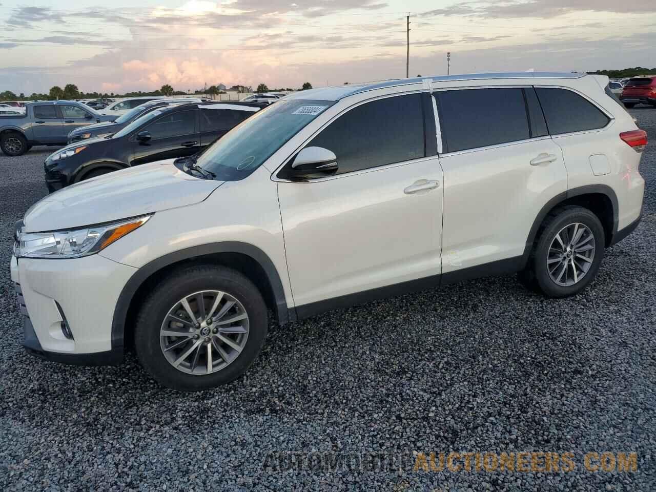 5TDKZRFH6KS563005 TOYOTA HIGHLANDER 2019