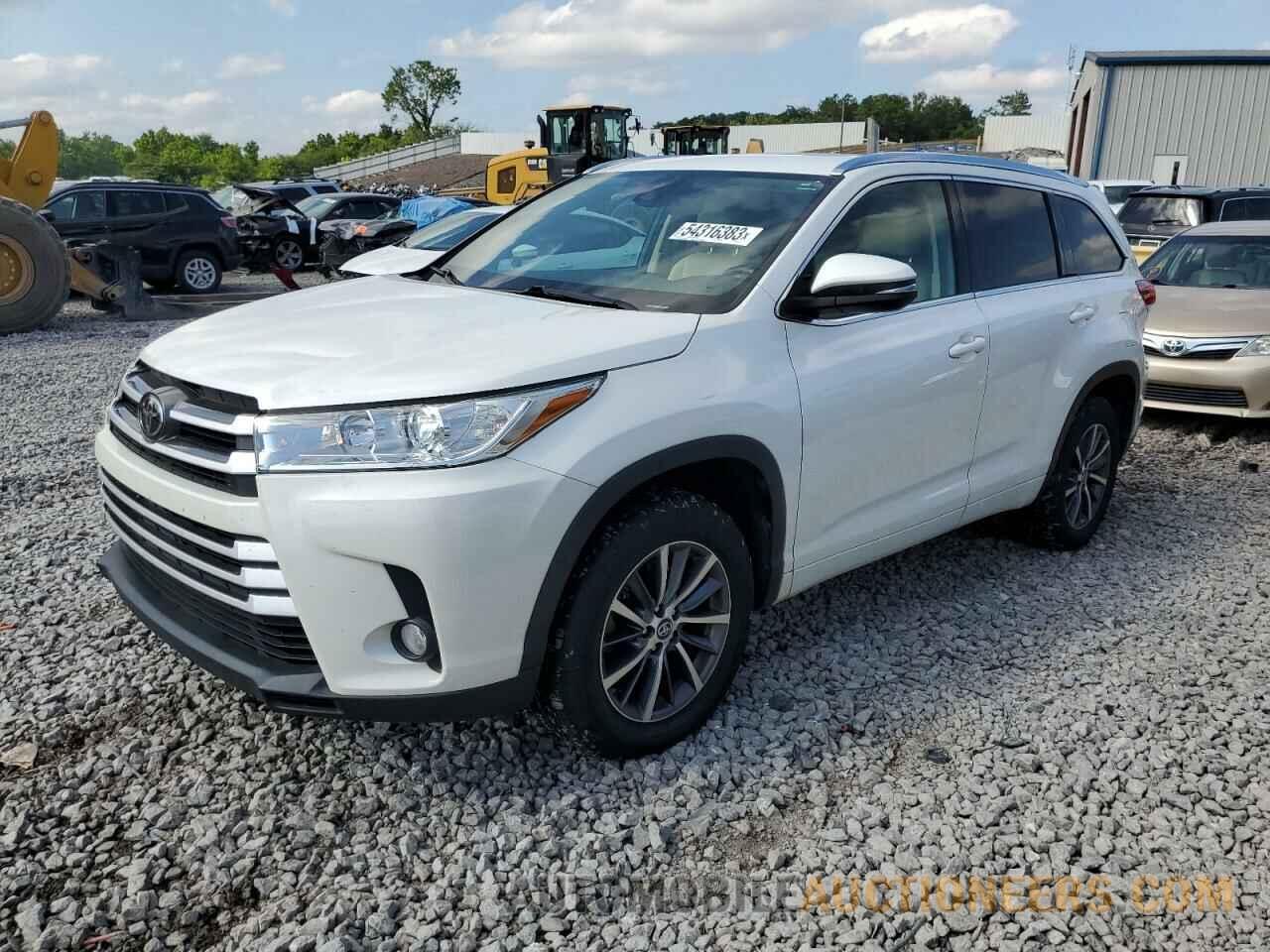 5TDKZRFH7HS191957 TOYOTA HIGHLANDER 2017