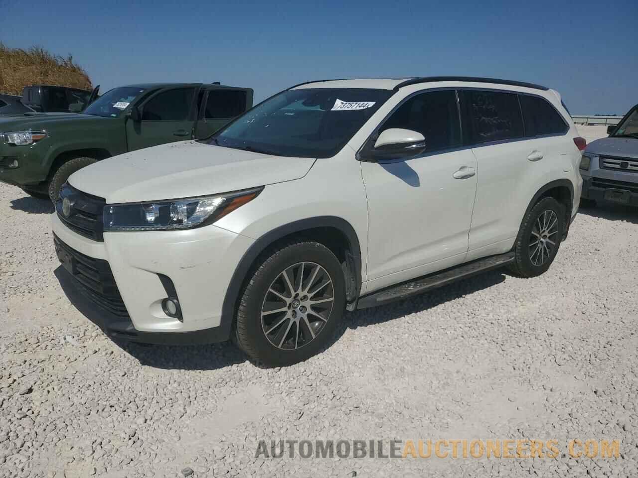 5TDKZRFH7HS517269 TOYOTA HIGHLANDER 2017