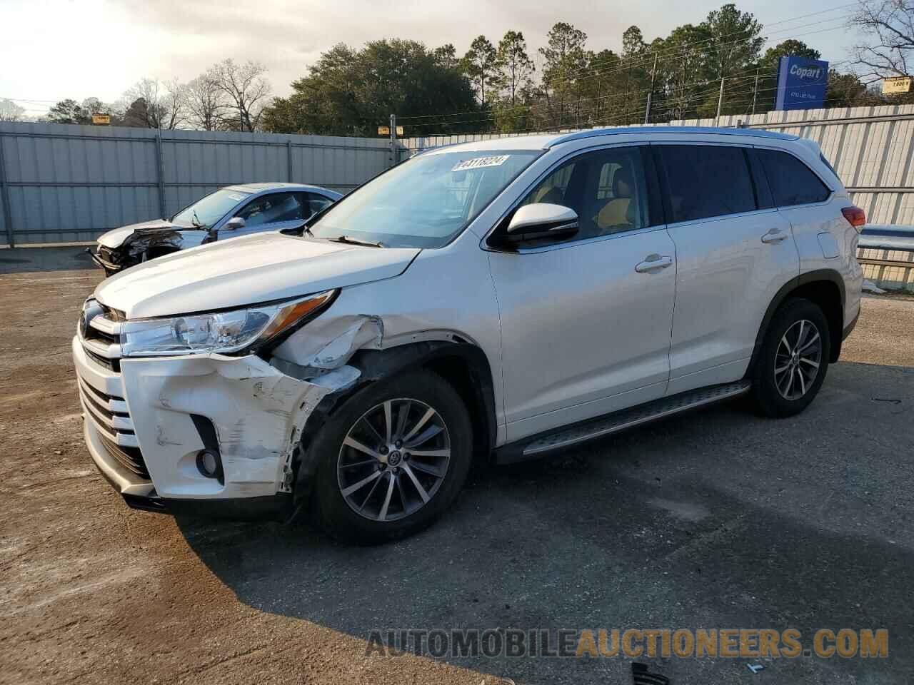 5TDKZRFH7HS518597 TOYOTA HIGHLANDER 2017