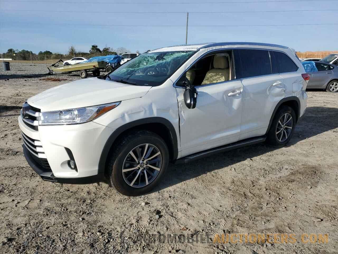 5TDKZRFH7HS518762 TOYOTA HIGHLANDER 2017