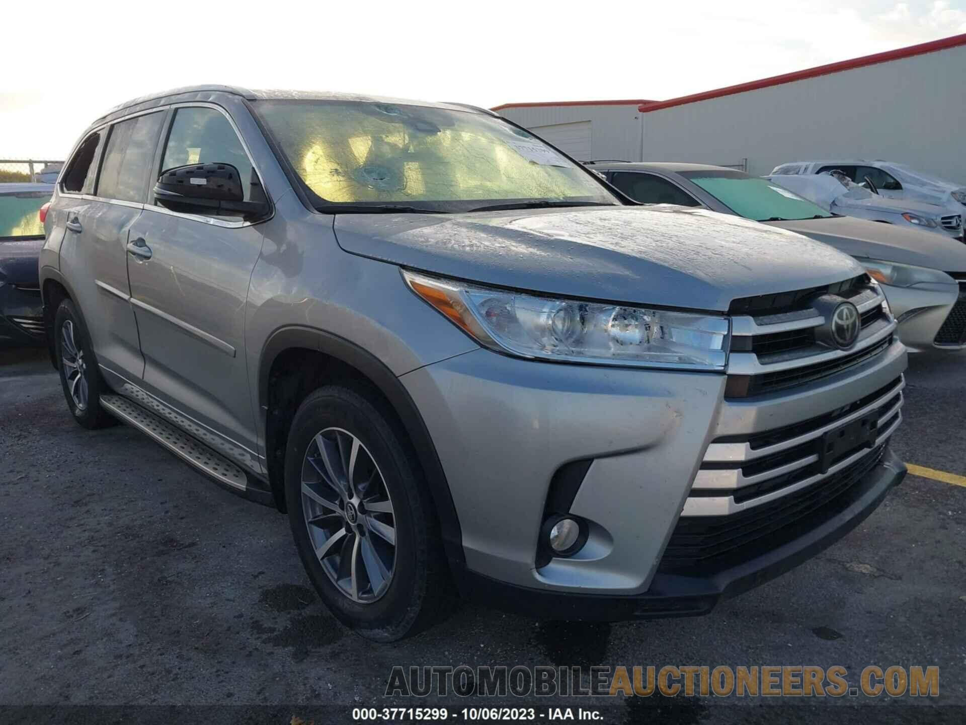 5TDKZRFH7HS523833 TOYOTA HIGHLANDER 2017