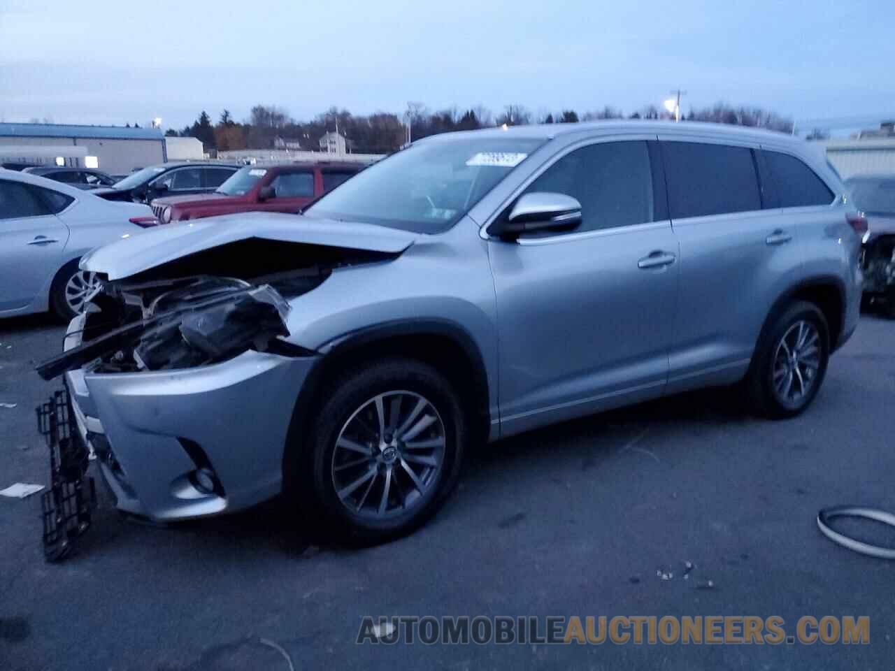 5TDKZRFH7JS263536 TOYOTA HIGHLANDER 2018