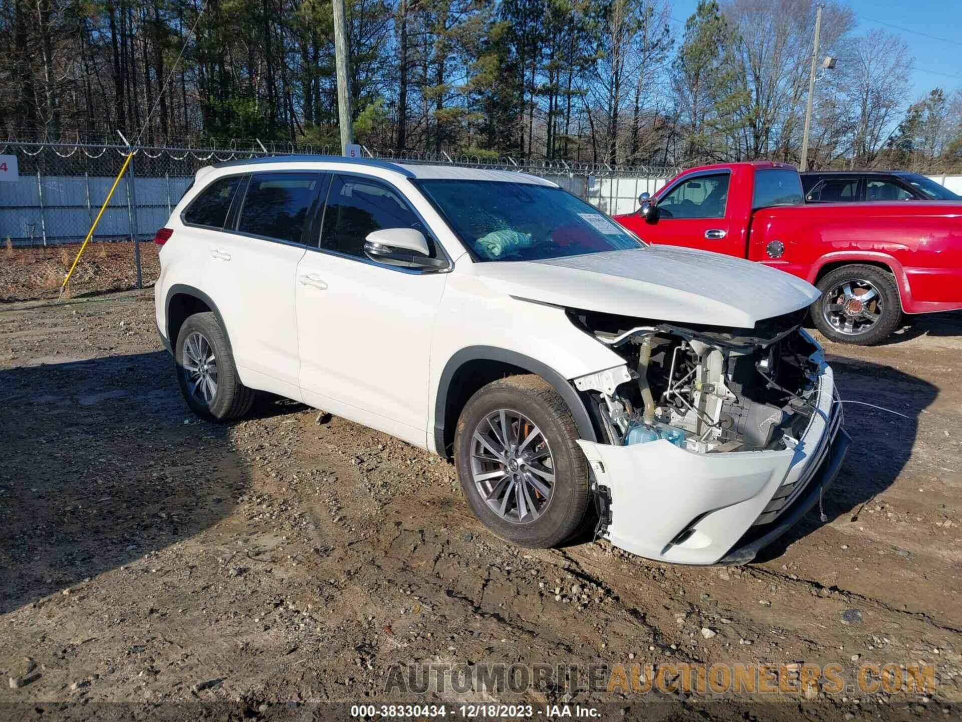 5TDKZRFH7JS527886 TOYOTA HIGHLANDER 2018