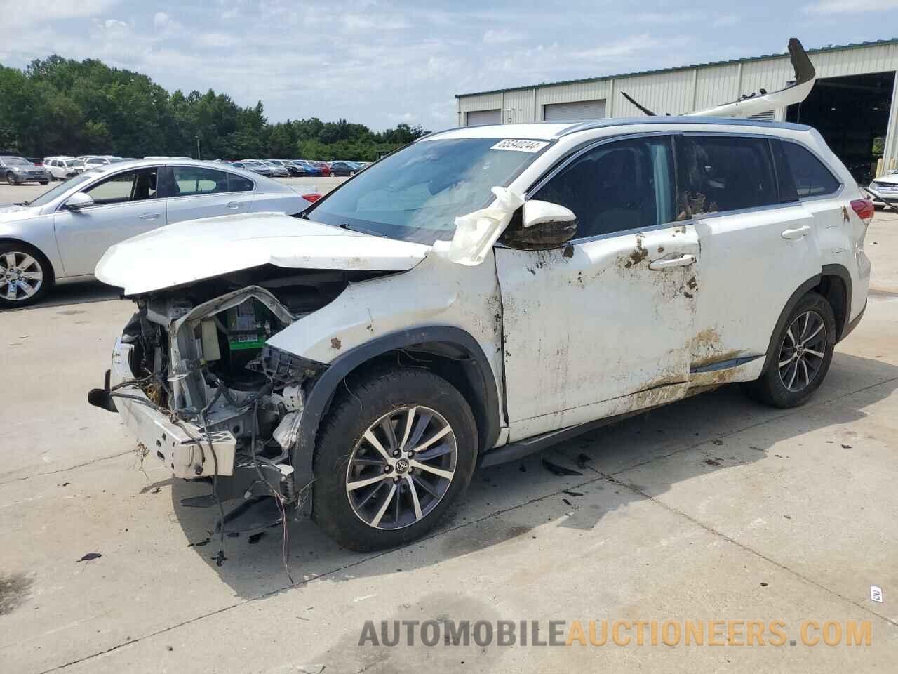 5TDKZRFH7JS529492 TOYOTA HIGHLANDER 2018