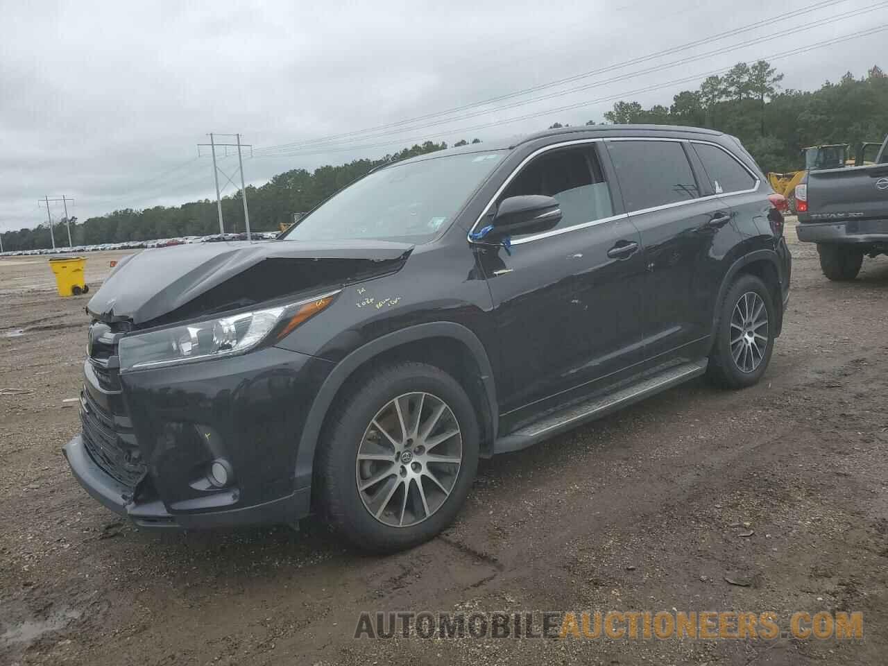 5TDKZRFH7JS539018 TOYOTA HIGHLANDER 2018