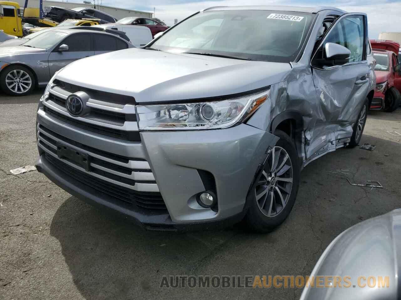 5TDKZRFH7JS543733 TOYOTA HIGHLANDER 2018