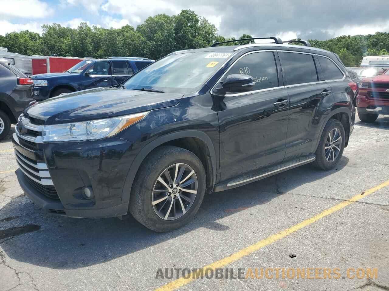 5TDKZRFH7JS548530 TOYOTA HIGHLANDER 2018