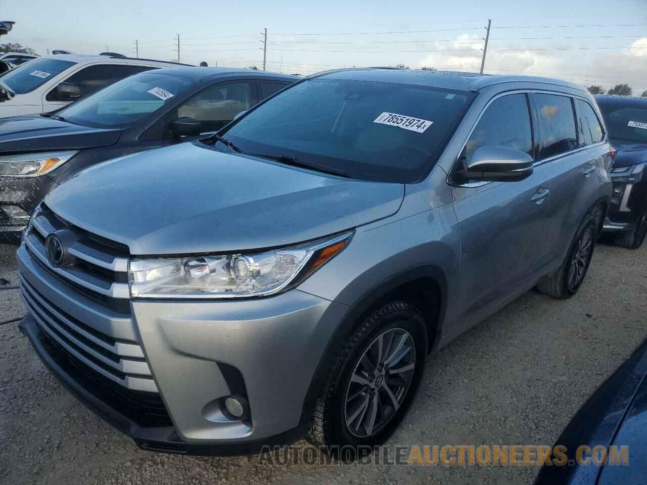 5TDKZRFH7JS550147 TOYOTA HIGHLANDER 2018