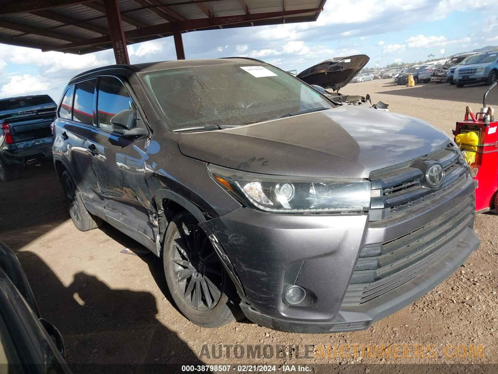 5TDKZRFH7KS322831 TOYOTA HIGHLANDER 2019