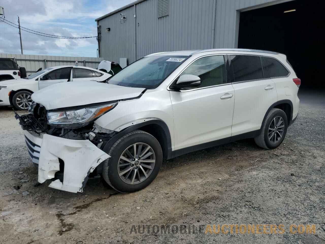 5TDKZRFH7KS342206 TOYOTA HIGHLANDER 2019