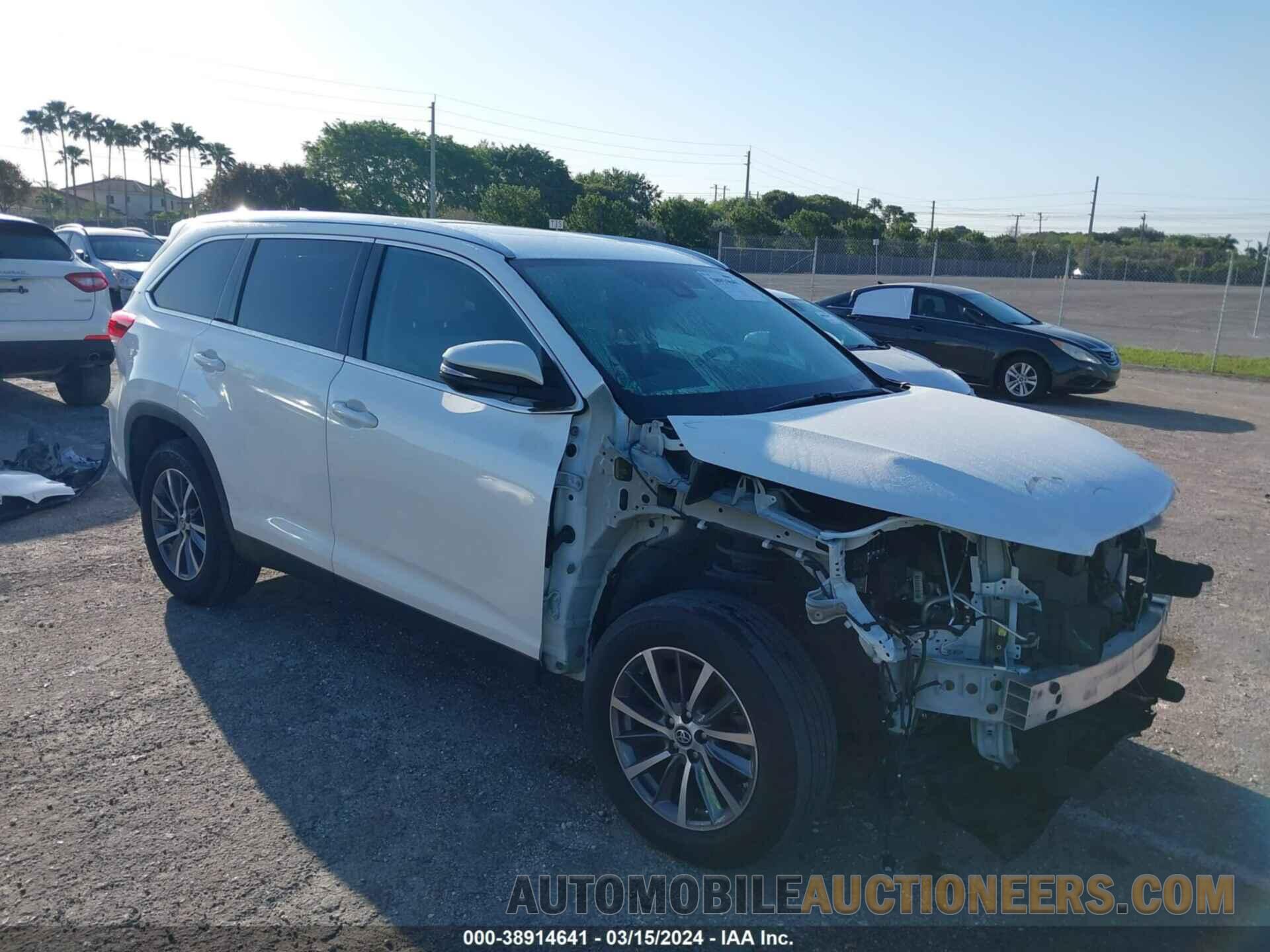 5TDKZRFH7KS357286 TOYOTA HIGHLANDER 2019