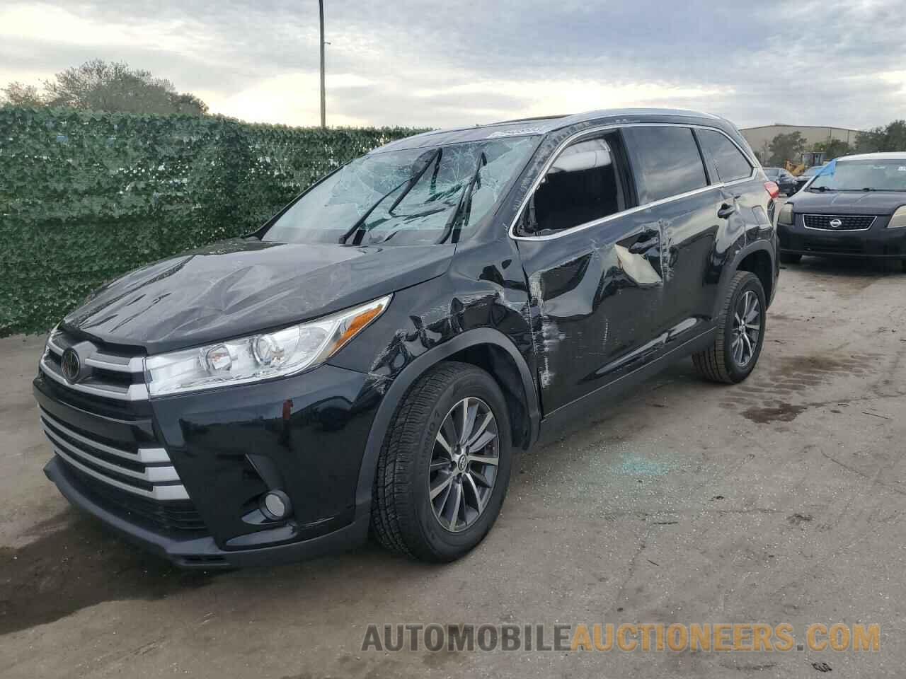 5TDKZRFH7KS559366 TOYOTA HIGHLANDER 2019