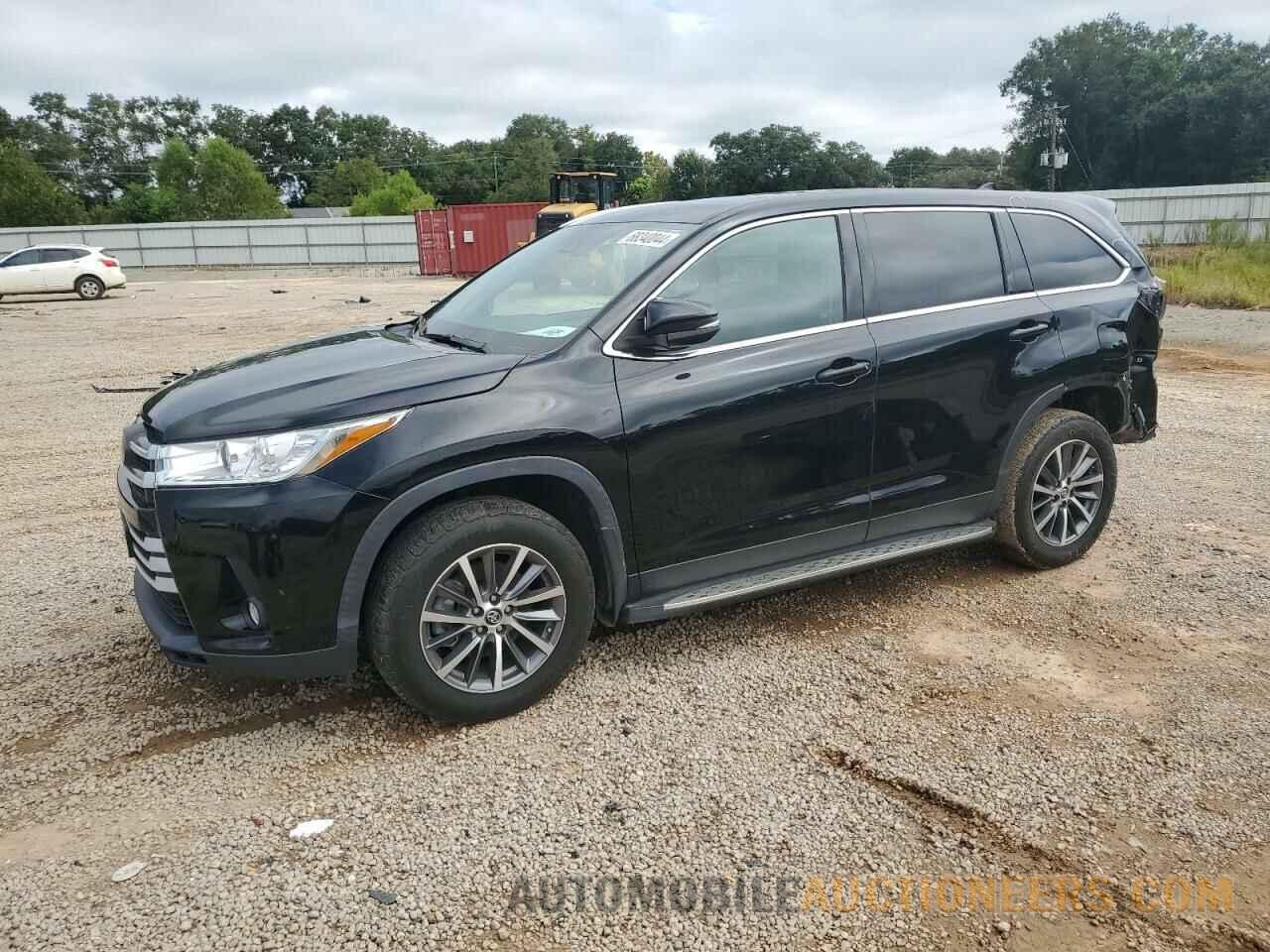 5TDKZRFH7KS561151 TOYOTA HIGHLANDER 2019