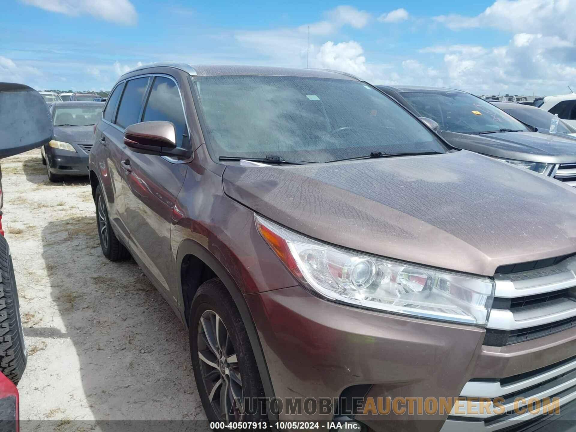 5TDKZRFH8HS200102 TOYOTA HIGHLANDER 2017