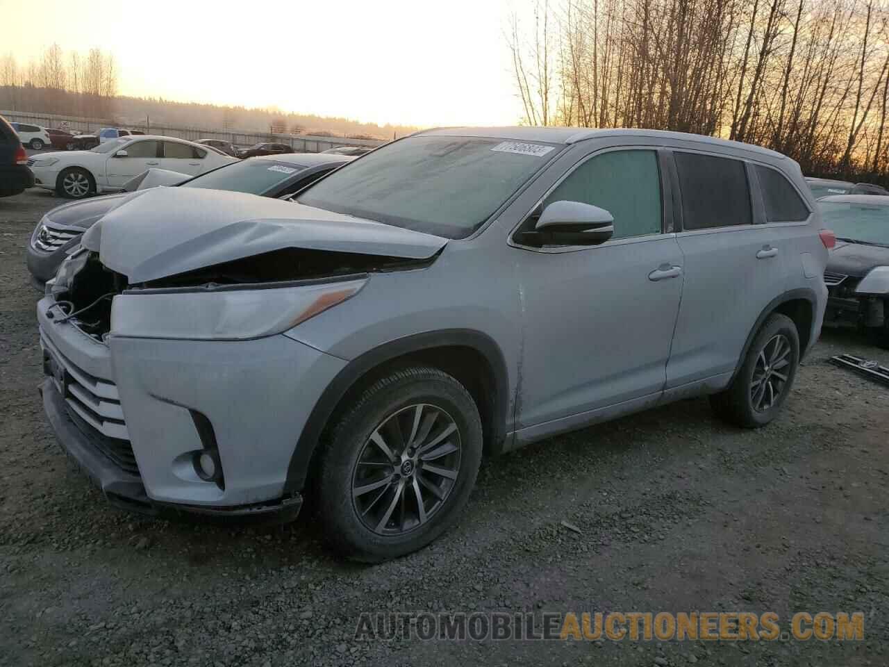 5TDKZRFH8HS207860 TOYOTA HIGHLANDER 2017