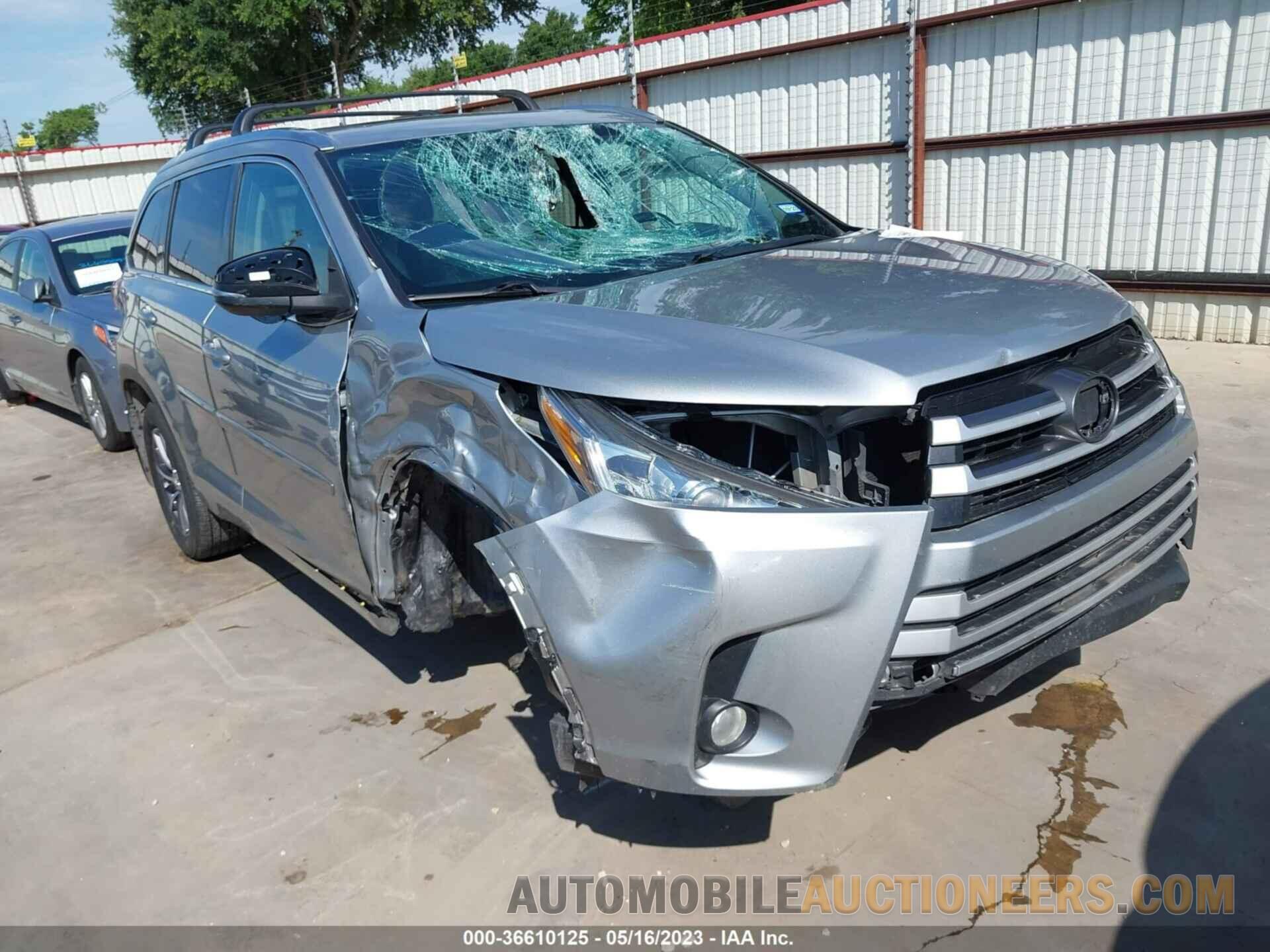 5TDKZRFH8HS508578 TOYOTA HIGHLANDER 2017