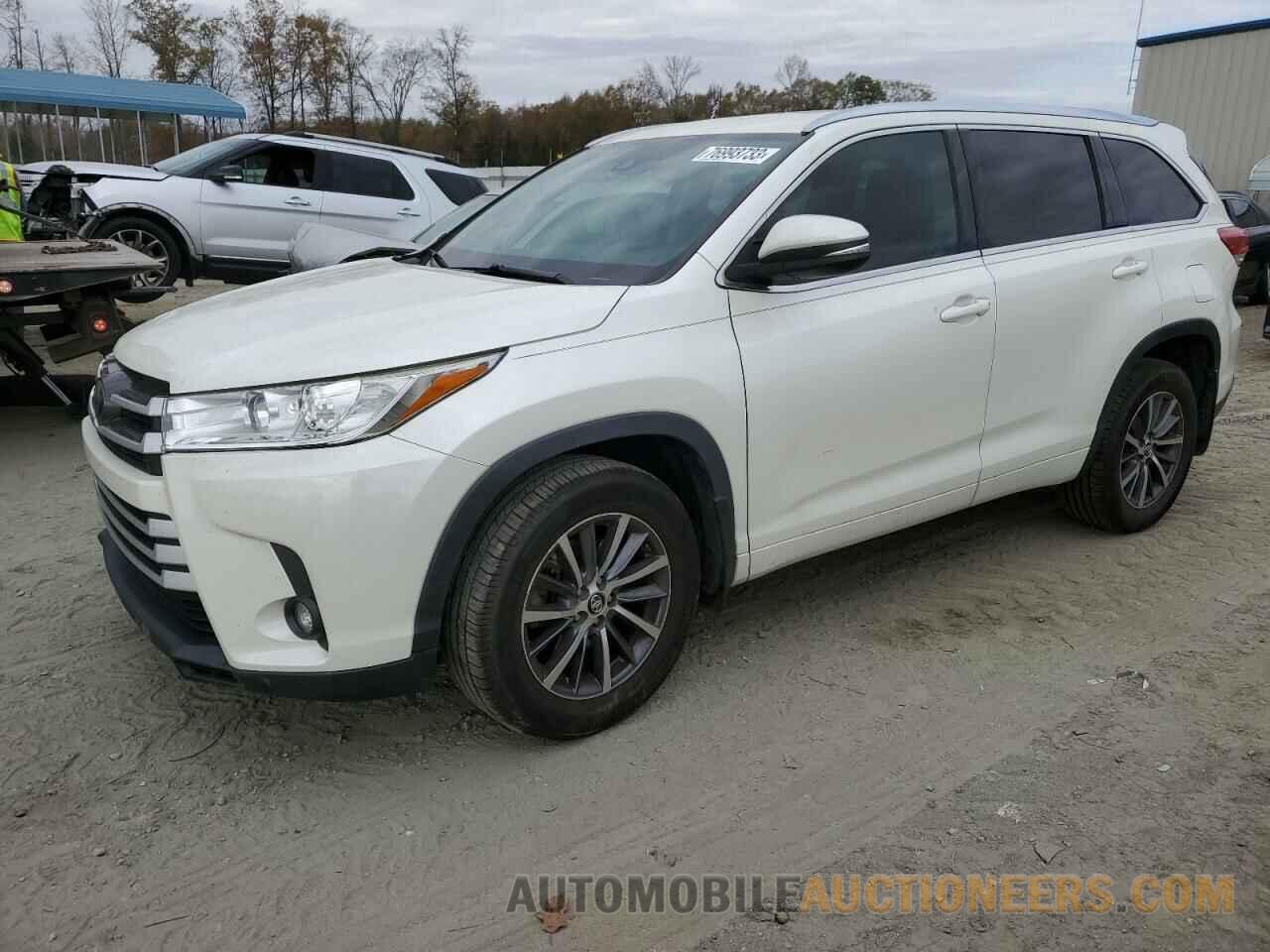 5TDKZRFH8HS525977 TOYOTA HIGHLANDER 2017