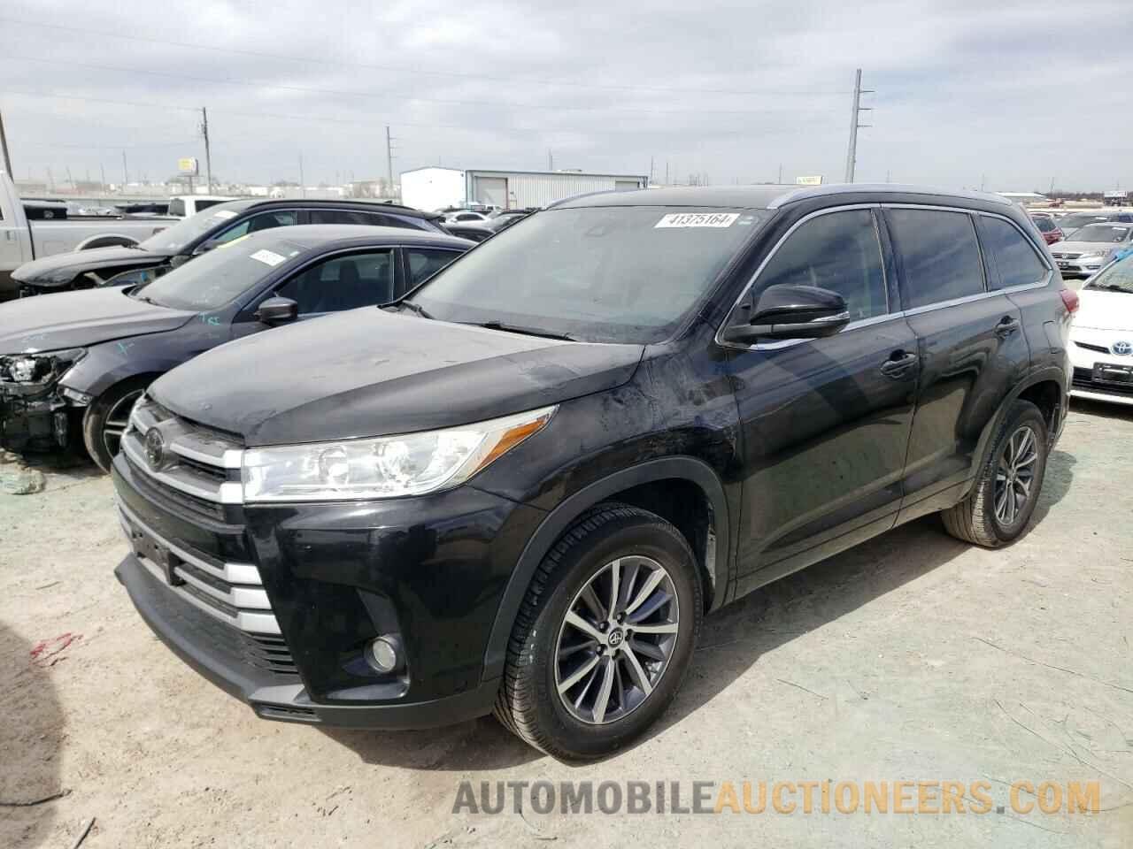 5TDKZRFH8JS265005 TOYOTA HIGHLANDER 2018