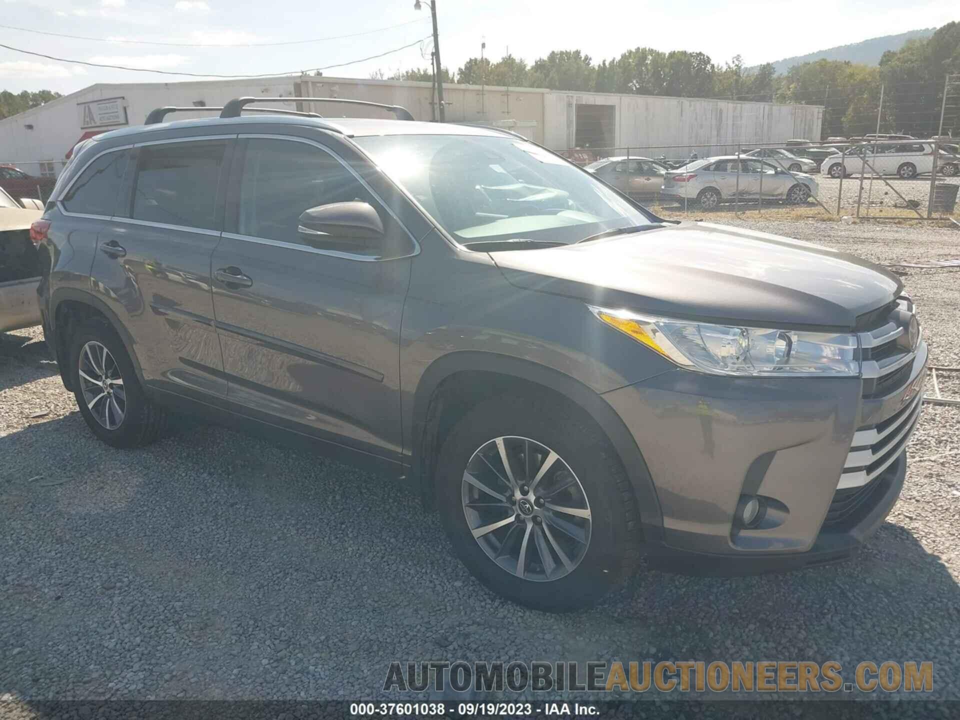 5TDKZRFH8JS266011 TOYOTA HIGHLANDER 2018