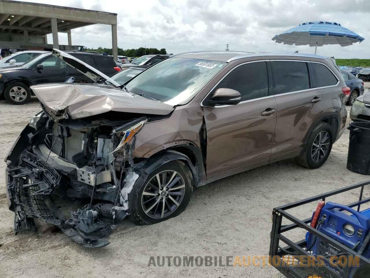 5TDKZRFH8JS269622 TOYOTA HIGHLANDER 2018