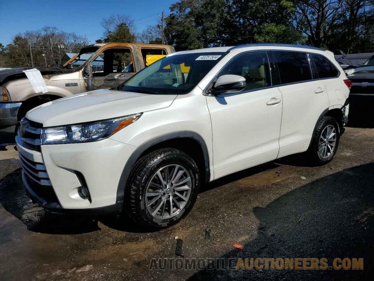 5TDKZRFH8JS271709 TOYOTA HIGHLANDER 2018