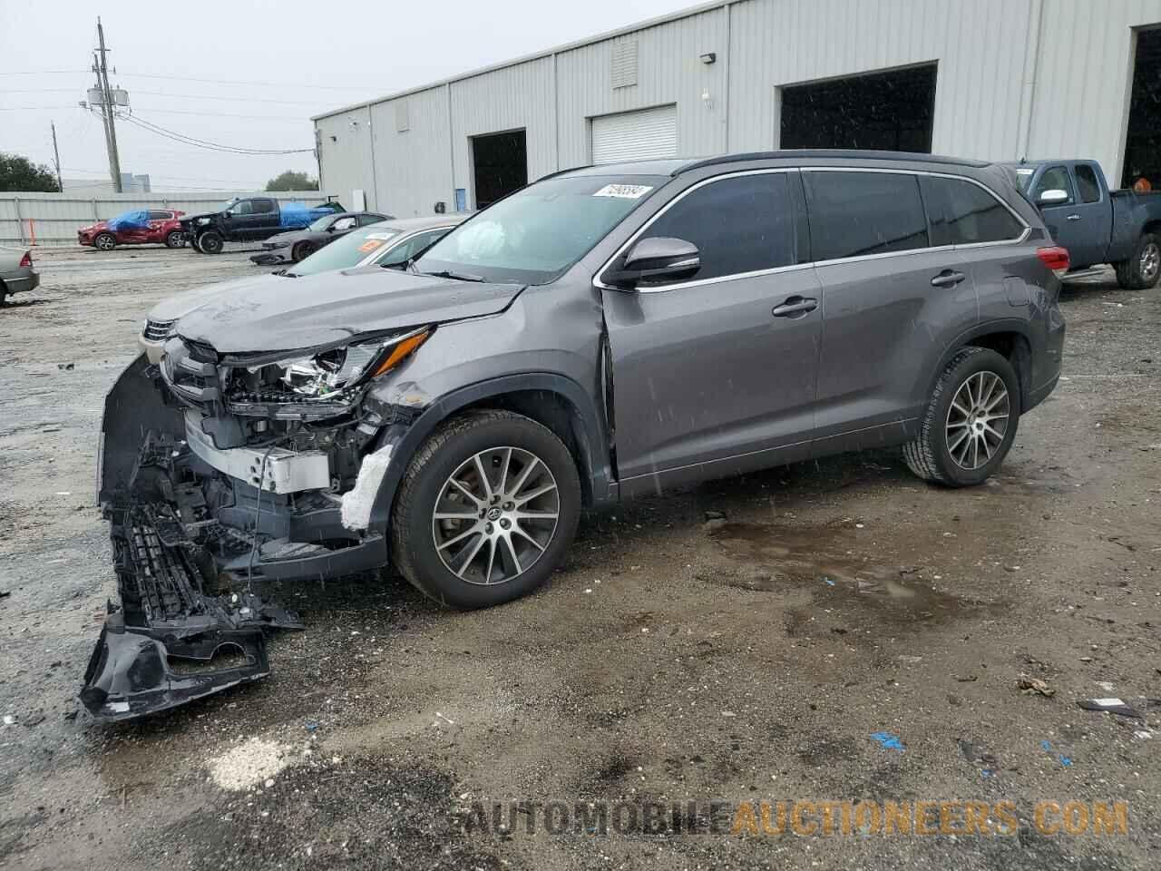 5TDKZRFH8JS287909 TOYOTA HIGHLANDER 2018