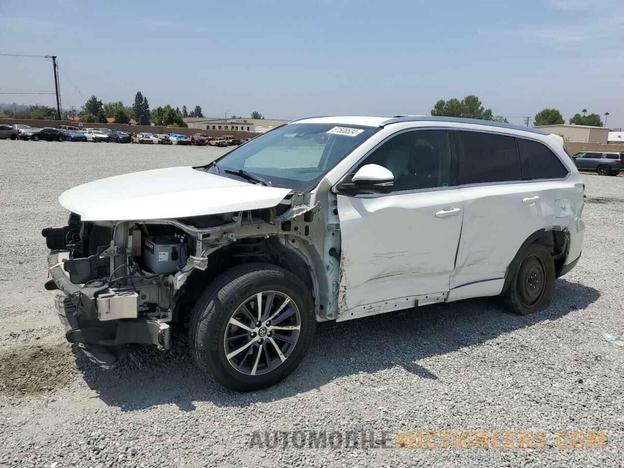 5TDKZRFH8JS528657 TOYOTA HIGHLANDER 2018