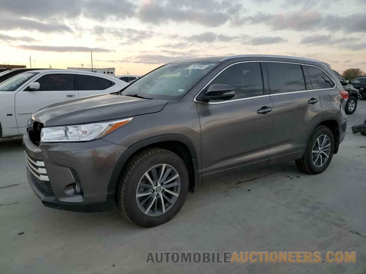 5TDKZRFH8JS530182 TOYOTA HIGHLANDER 2018