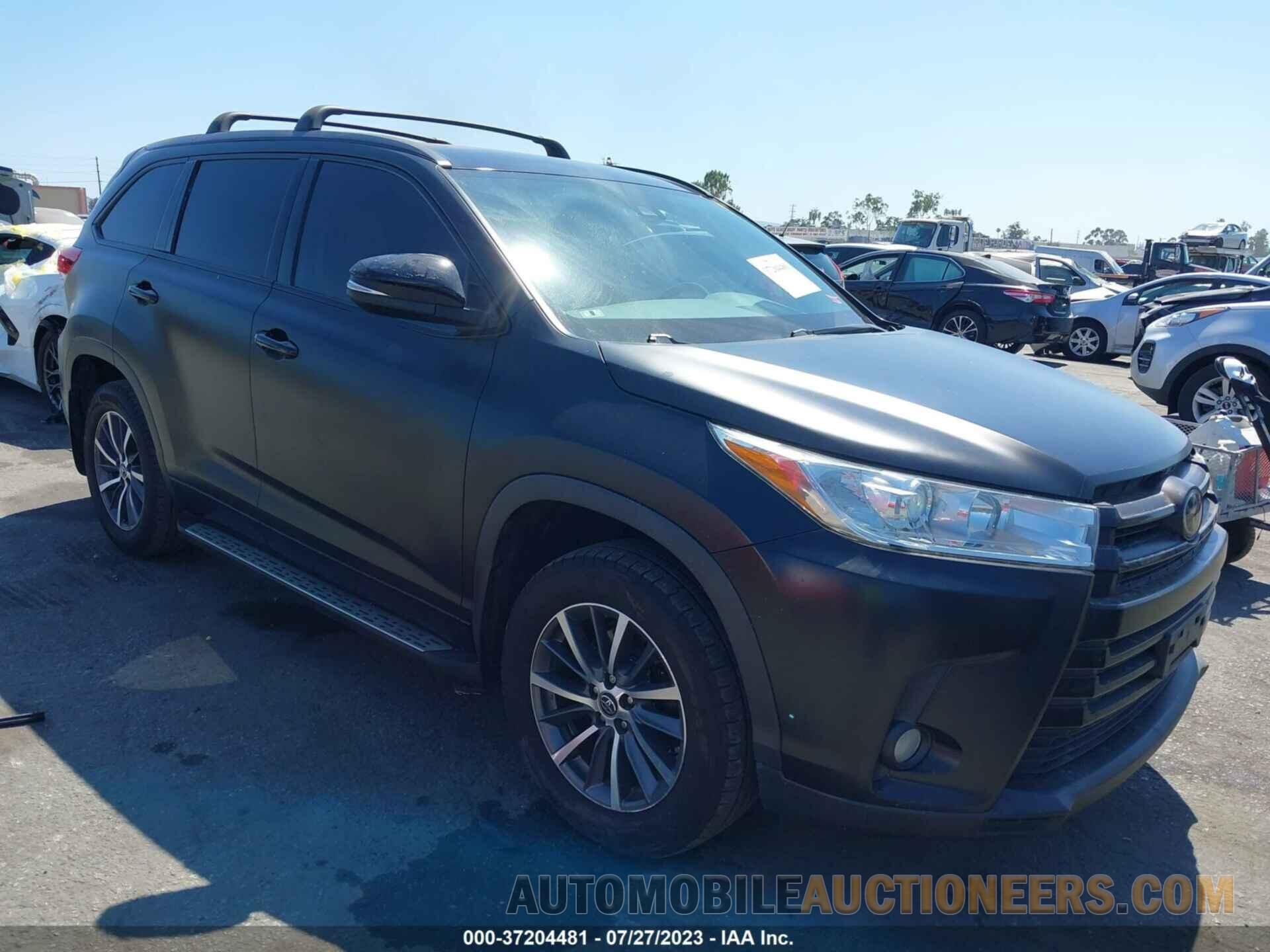 5TDKZRFH8JS533499 TOYOTA HIGHLANDER 2018