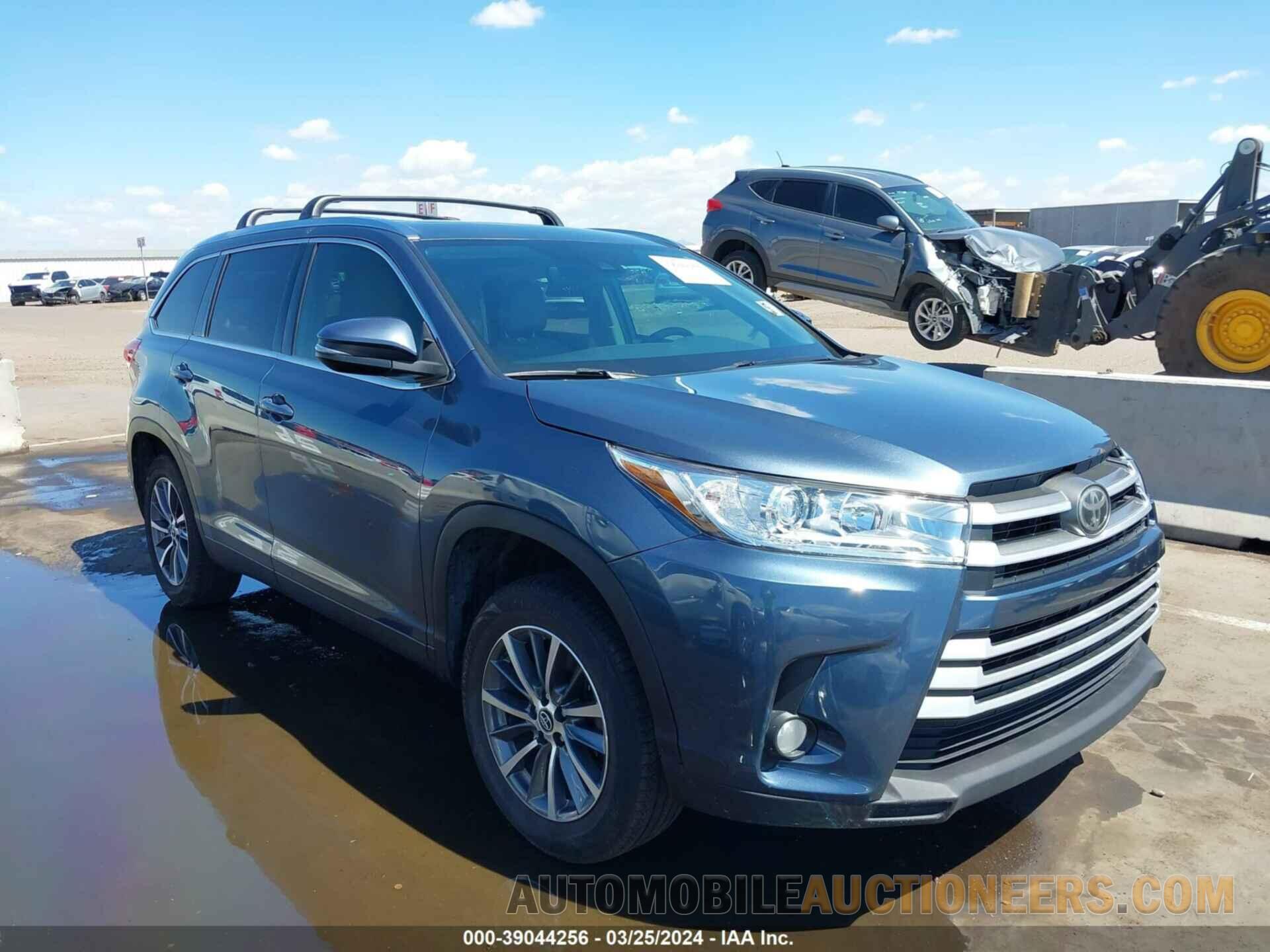 5TDKZRFH8KS324183 TOYOTA HIGHLANDER 2019