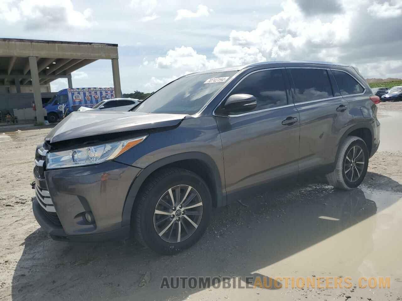 5TDKZRFH8KS550983 TOYOTA HIGHLANDER 2019