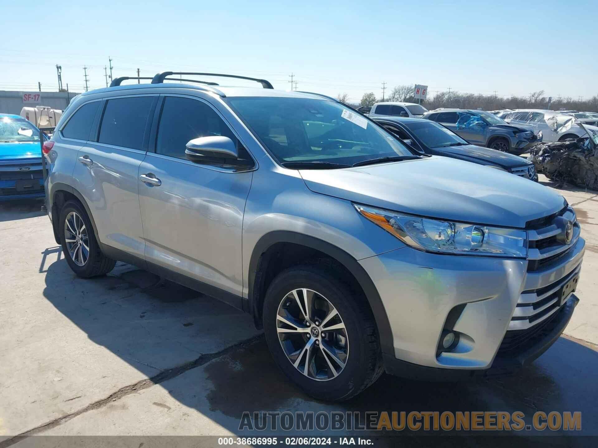 5TDKZRFH8KS551924 TOYOTA HIGHLANDER 2019