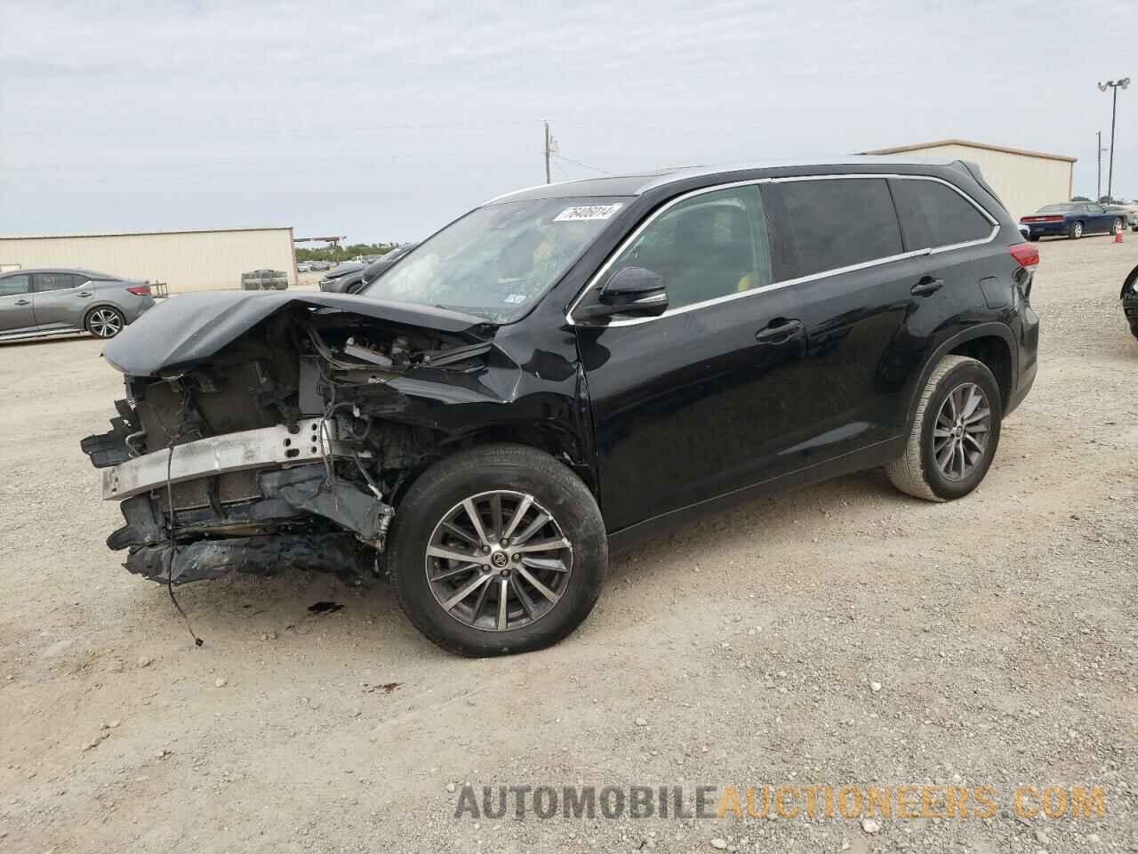 5TDKZRFH8KS555343 TOYOTA HIGHLANDER 2019