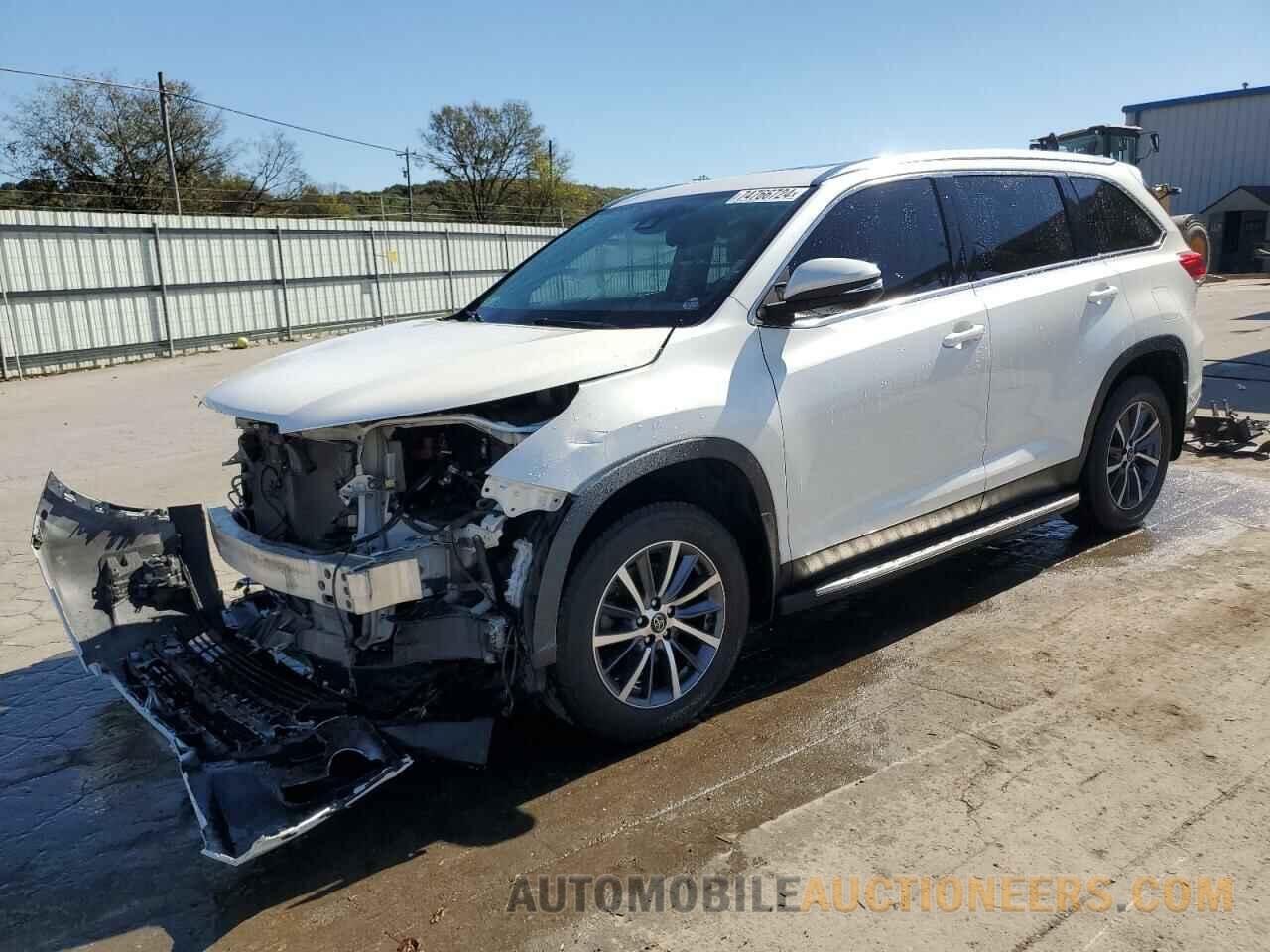 5TDKZRFH8KS558176 TOYOTA HIGHLANDER 2019