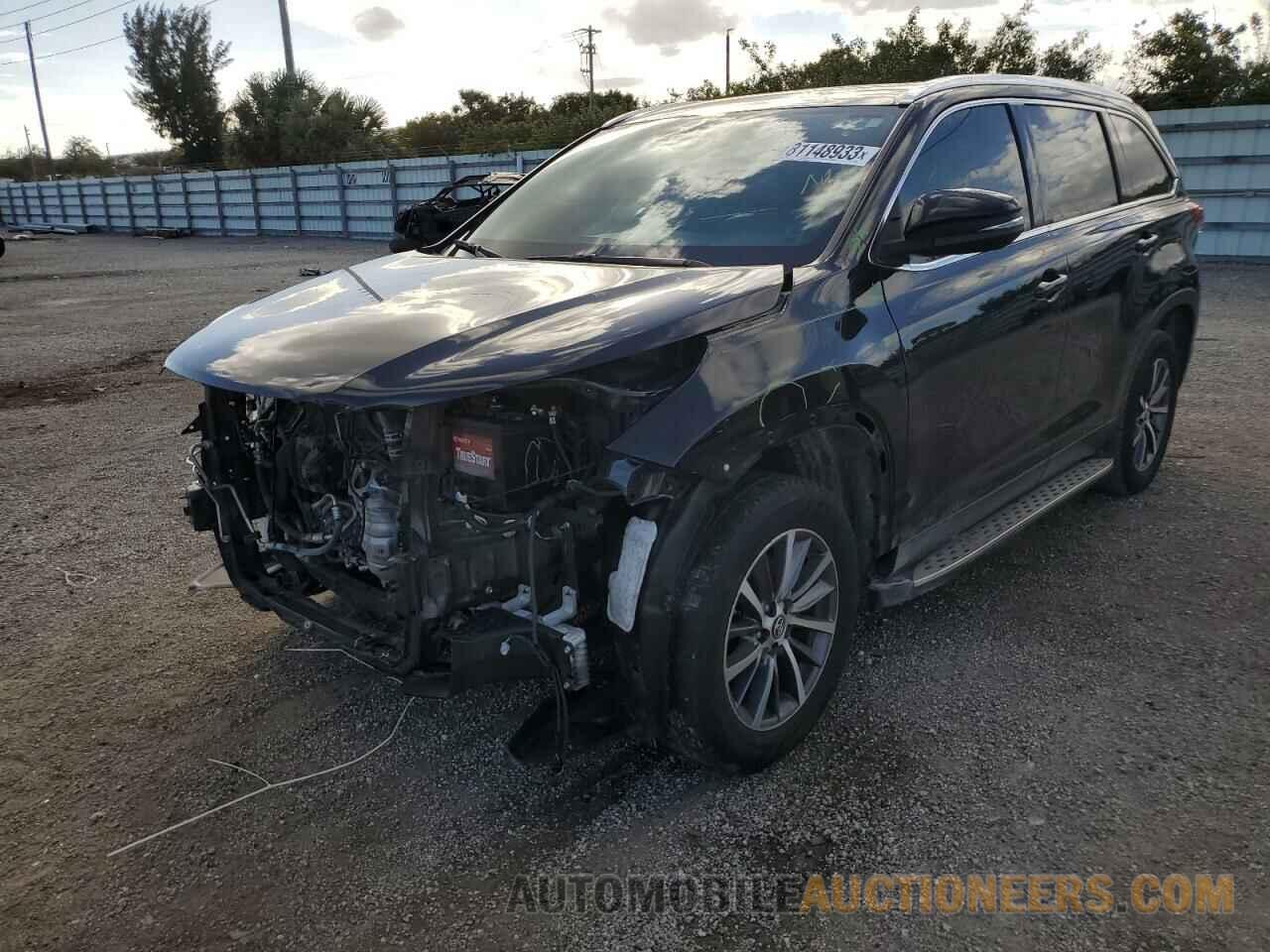 5TDKZRFH8KS558307 TOYOTA HIGHLANDER 2019