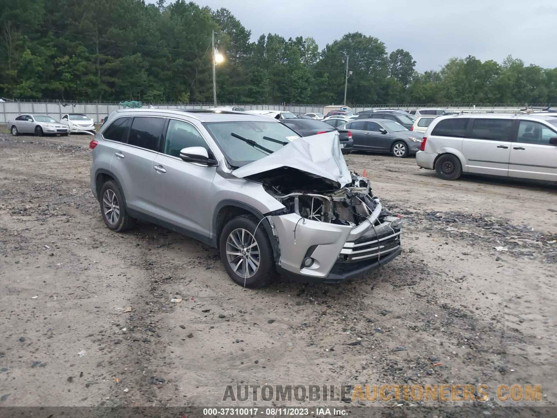 5TDKZRFH8KS560414 TOYOTA HIGHLANDER 2019