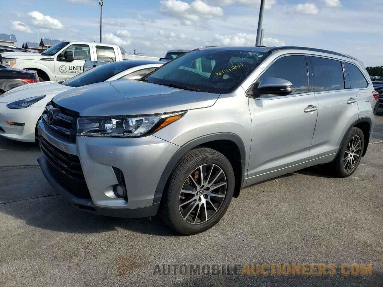 5TDKZRFH9HS508329 TOYOTA HIGHLANDER 2017