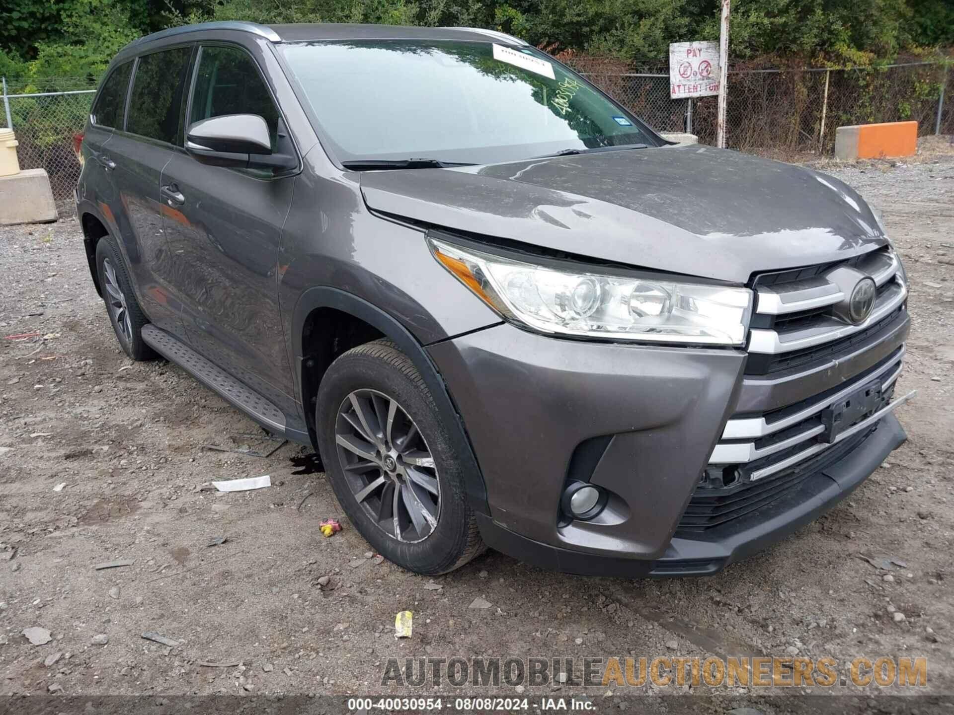 5TDKZRFH9HS514258 TOYOTA HIGHLANDER 2017