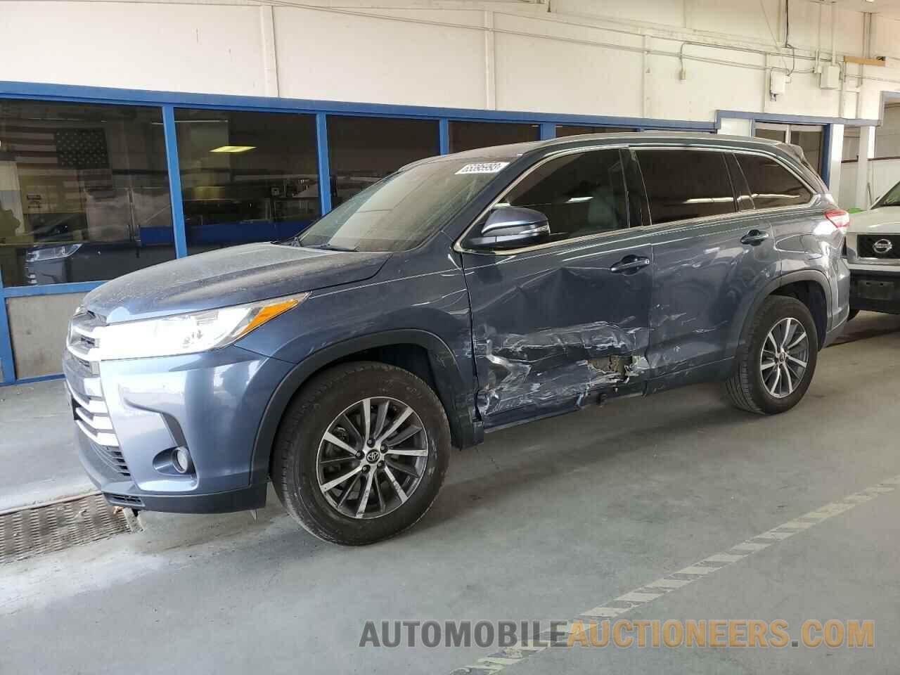 5TDKZRFH9HS519993 TOYOTA HIGHLANDER 2017