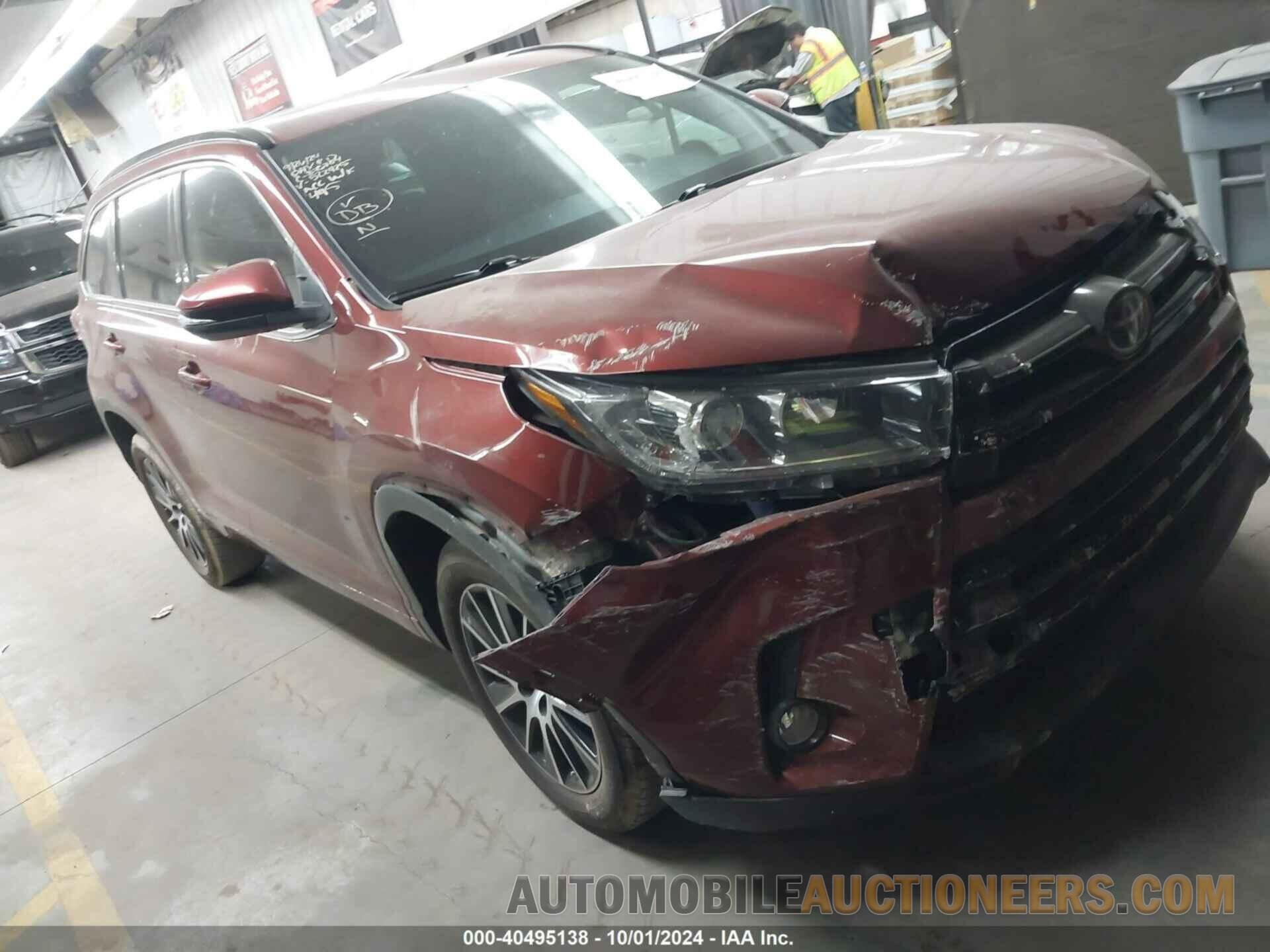 5TDKZRFH9HS522425 TOYOTA HIGHLANDER 2017