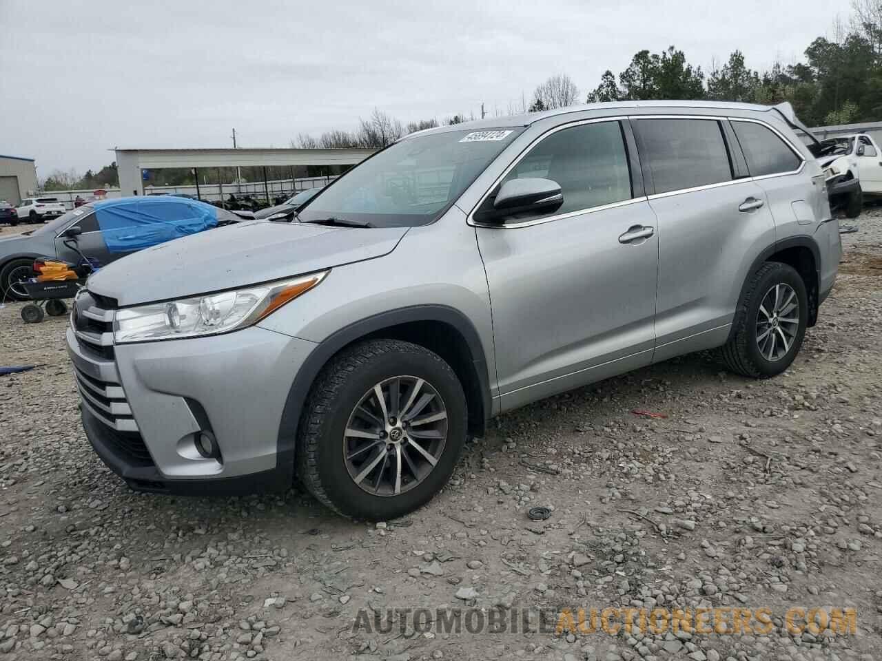 5TDKZRFH9HS525731 TOYOTA HIGHLANDER 2017