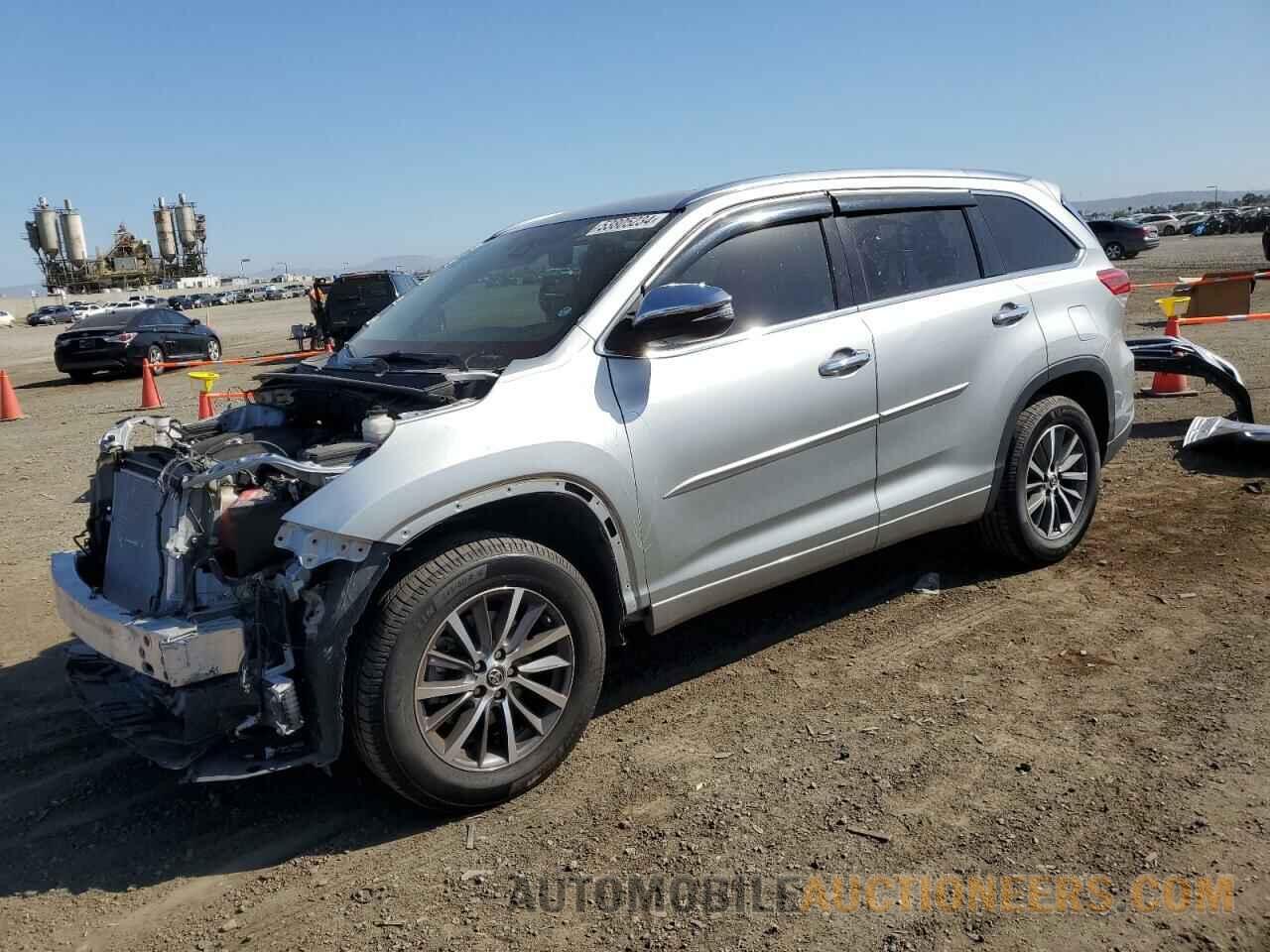 5TDKZRFH9HS526099 TOYOTA HIGHLANDER 2017