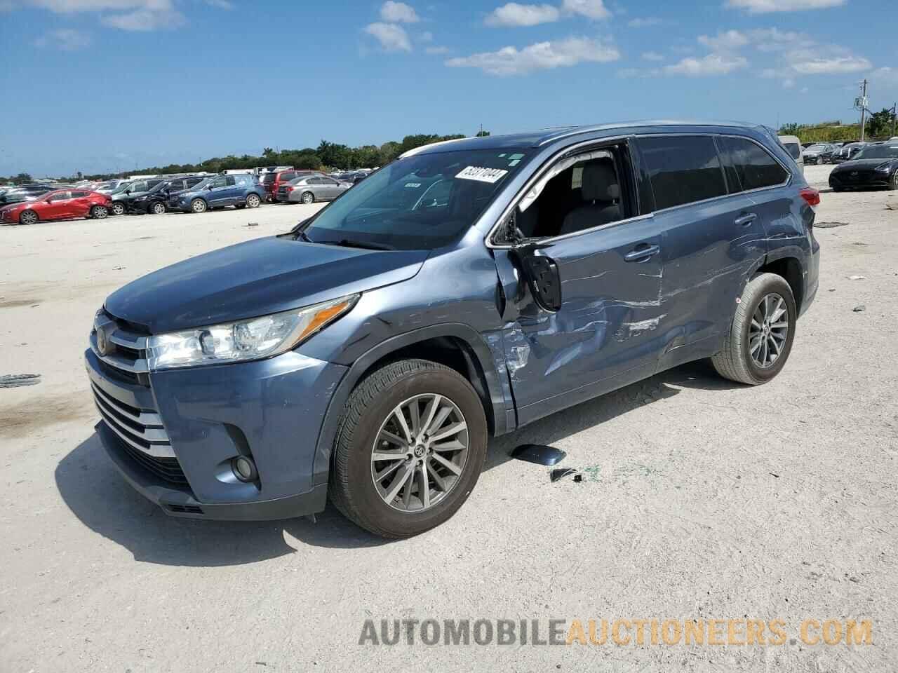 5TDKZRFH9JS276918 TOYOTA HIGHLANDER 2018