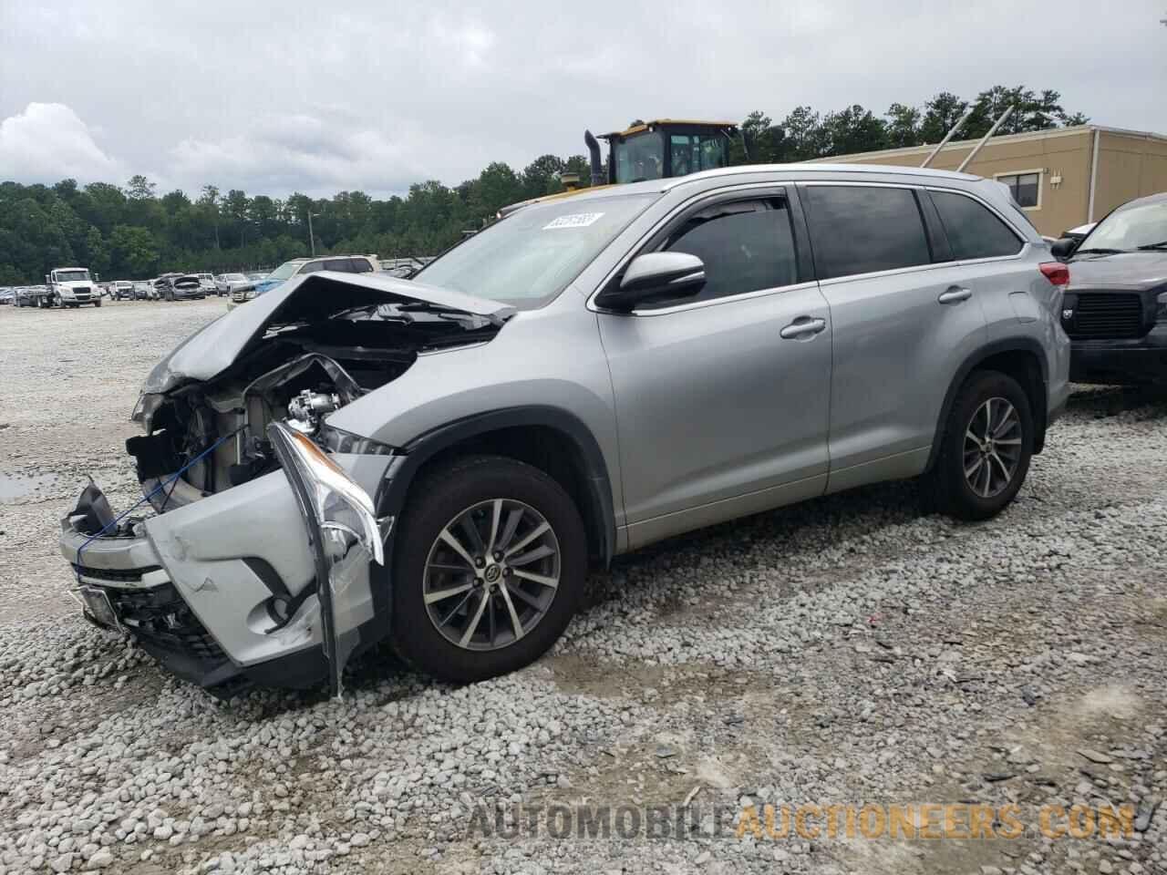 5TDKZRFH9JS534242 TOYOTA HIGHLANDER 2018