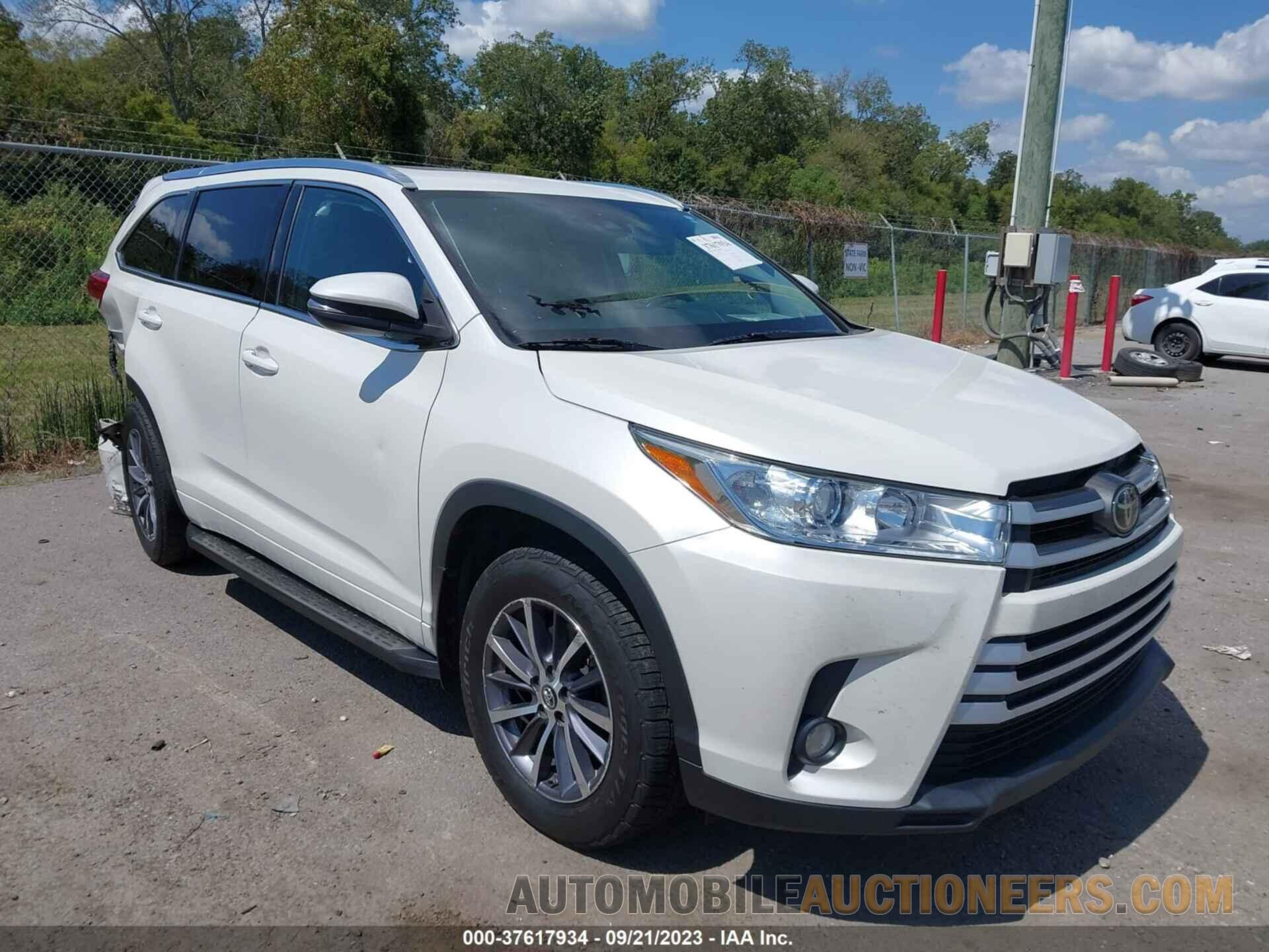 5TDKZRFH9JS535875 TOYOTA HIGHLANDER 2018