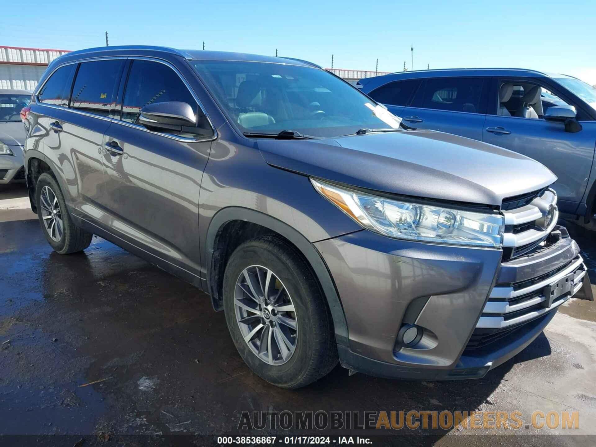 5TDKZRFH9JS536833 TOYOTA HIGHLANDER 2018