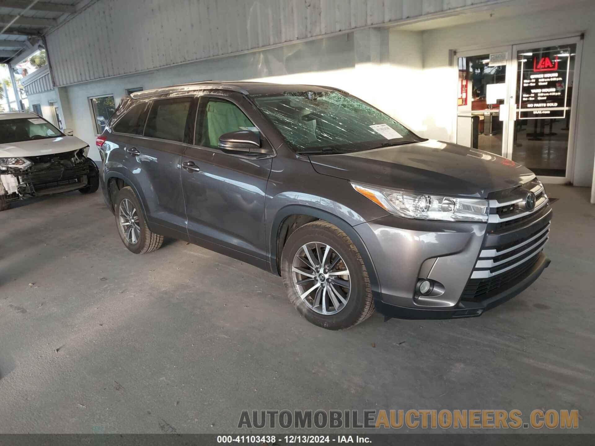 5TDKZRFH9JS541143 TOYOTA HIGHLANDER 2018