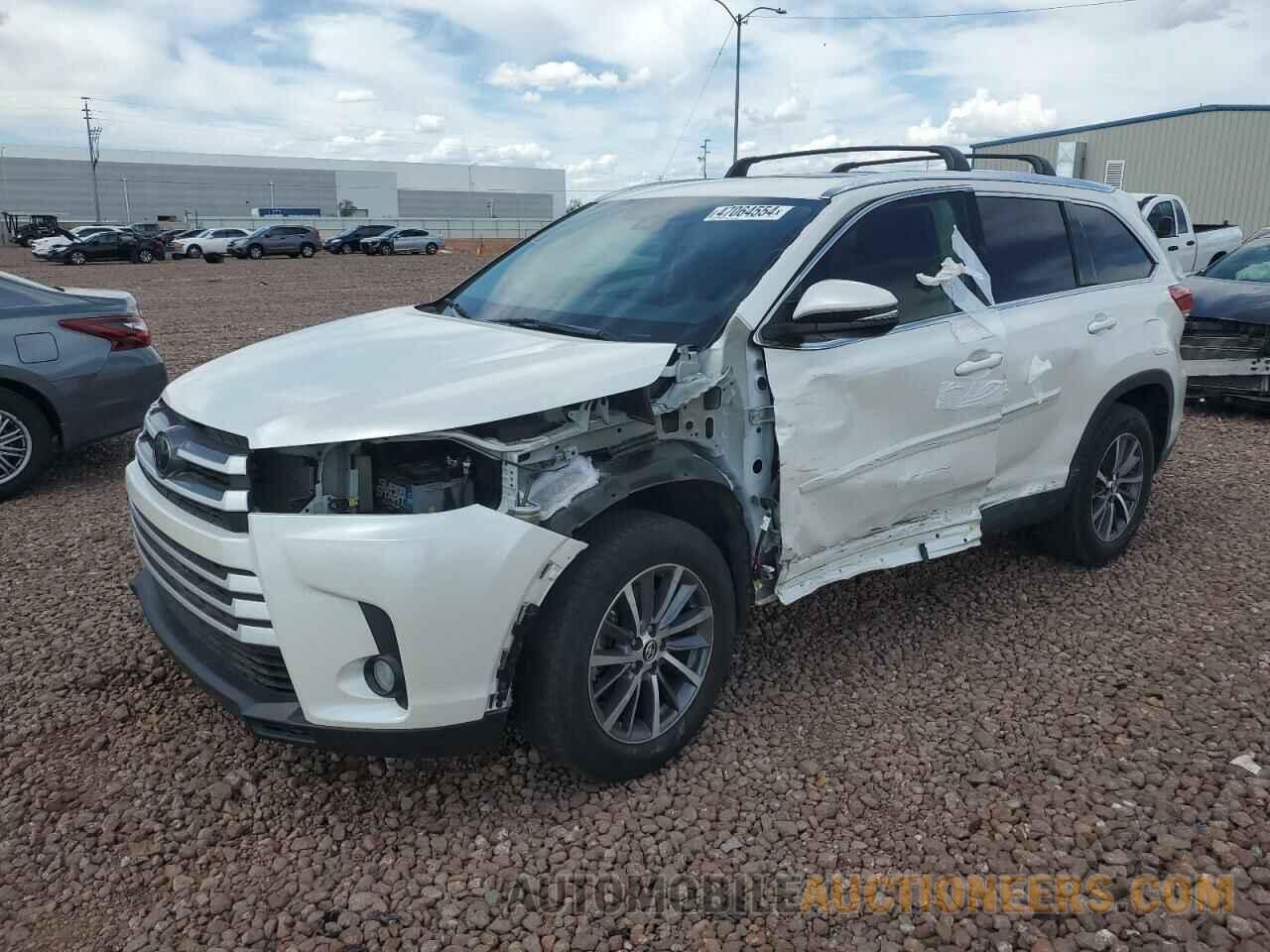 5TDKZRFH9KS311328 TOYOTA HIGHLANDER 2019